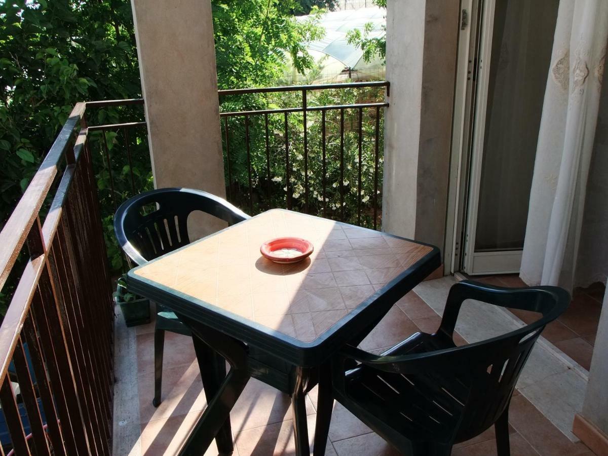 Bed and Breakfast Il Filo Di Paglia Comiso Exterior foto